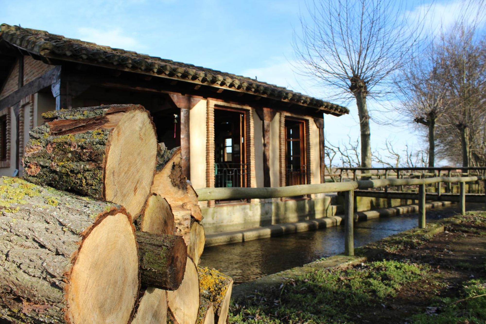 Molino El Sotillo Villa Saldaña Eksteriør billede